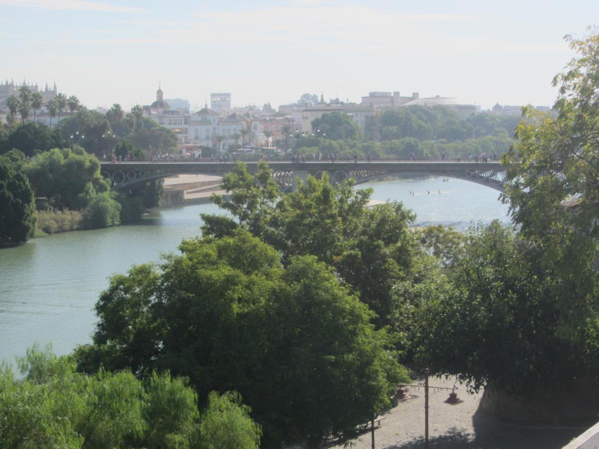 Trianabridgeviews Atico Con Vistas Al Puente De Triana Calle Castilla 38 Севілья Екстер'єр фото
